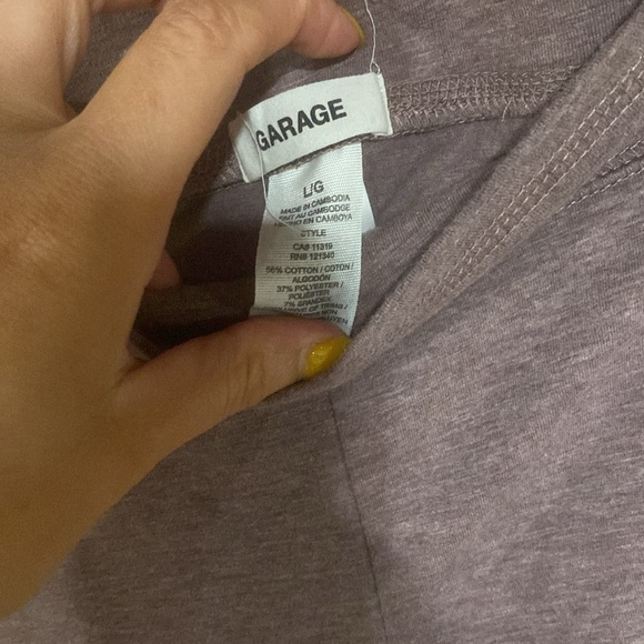 Kind of a mauve color legging. Size large. - Picture 2 of 3